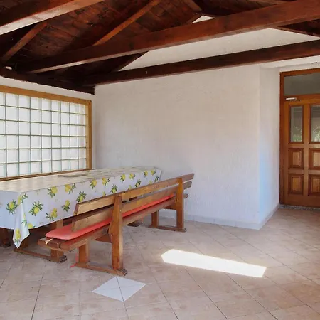 1 Bedroom Stunning In