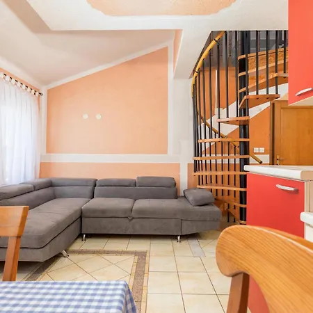 1 Bedroom Stunning In