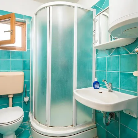 Apartment 1 Bedroom Stunning In Fazana