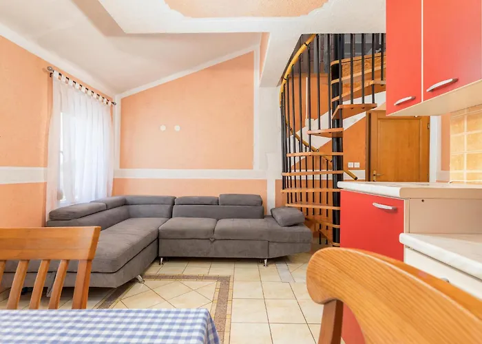 1 Bedroom Stunning In